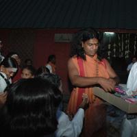 20061021_Photo_1009_swami distributing crackers DSC_8312_CMP_WM